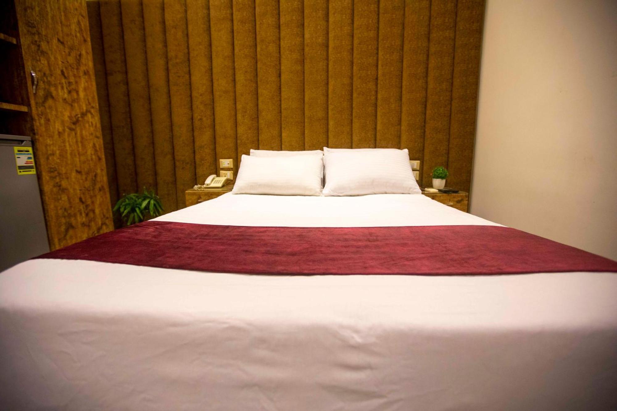B&G Vlncia Hotel Dontown Каир Экстерьер фото