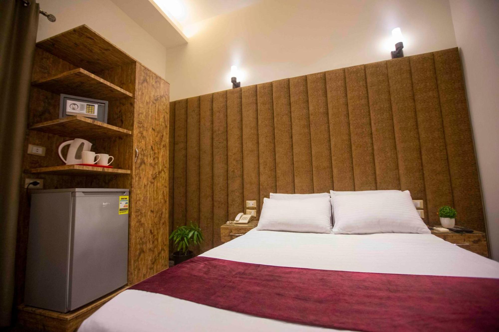 B&G Vlncia Hotel Dontown Каир Экстерьер фото